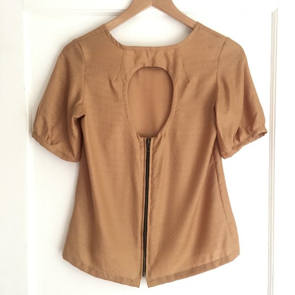 Made in Vancouver cutout back top, sz XS - Picture 3 of 5